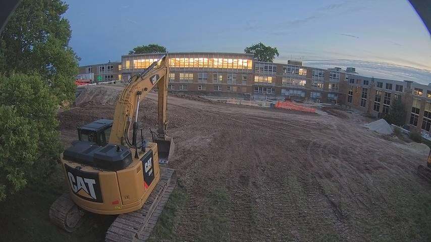 Tiešraides kameras kanāls no CUW School of Nursing Construction Camera Concordia University Wisconsin