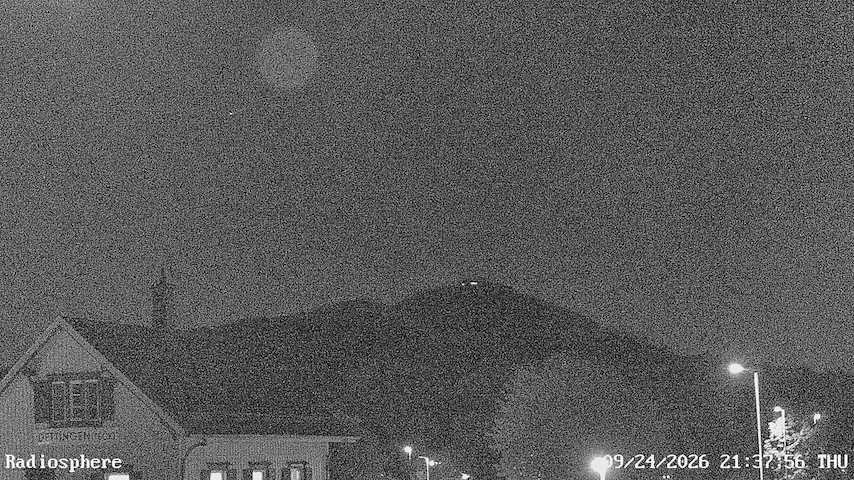 Sianel gamera fyw o RADiOSPHERE-BURG TECK yn Burg Teck in Owen